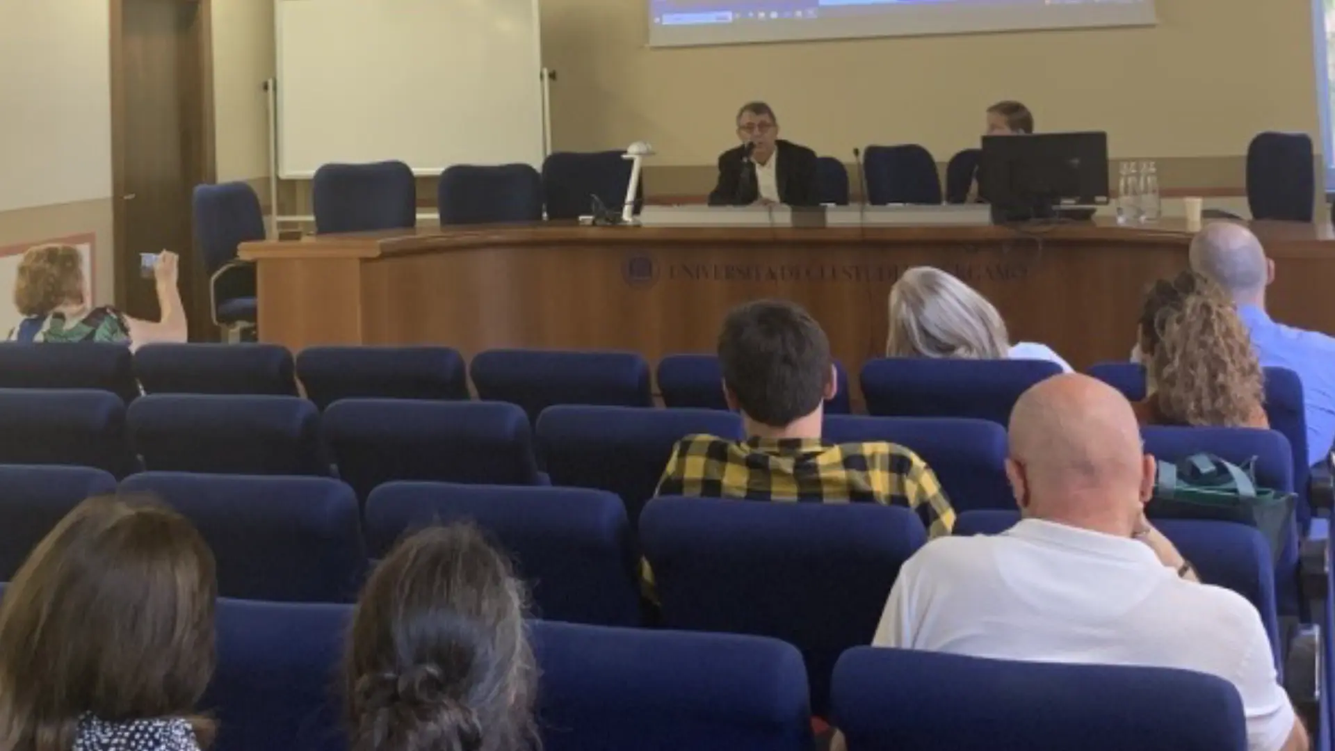 Expertos internacionales reivindican en Italia al poeta córdobes Manuel Álvarez Ortega