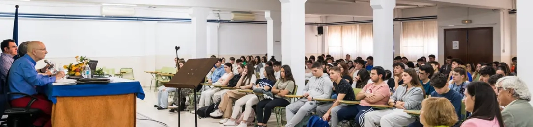 La Fundación Manuel Álvarez Ortega promociona la lectura entre los jóvenes a través de una experiencia pionera en 4 institutos de Córdoba